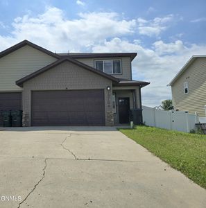 13704 Kristina St