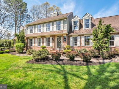 10 Foxhill Dr