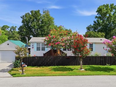 8421 W Scott Ct