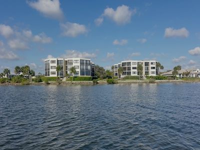 9612 Riverside Dr #203