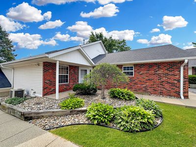 1591 Hickory Trace Dr