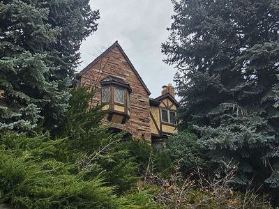 8085 S Mountain Oaks Cir