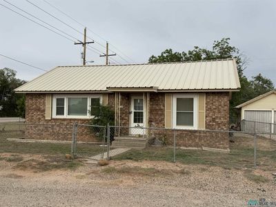 703 Ruth Cir