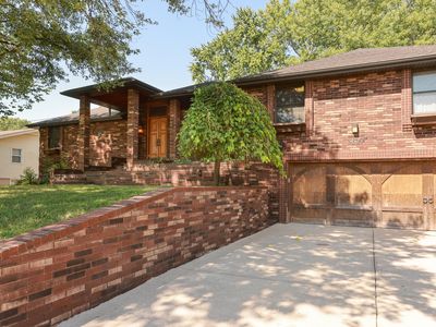 3617 S Bedford Avenue