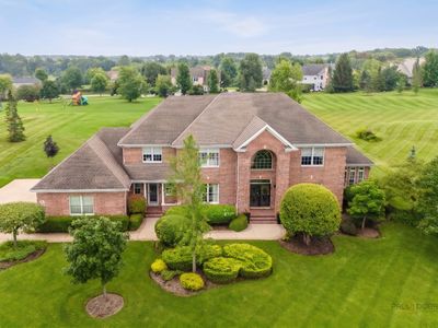5 Hawthorn Grove Cir