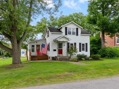 3 Walnut St S