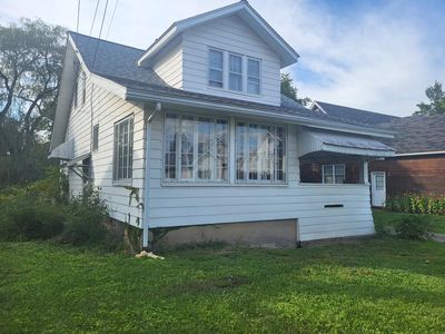 114 S 8th Ave