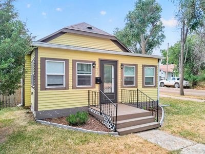 223 2nd St