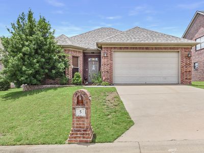 5 Village Way