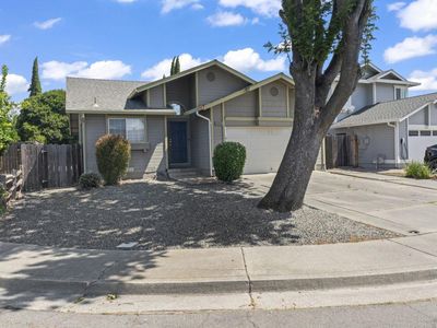 686 Vintage Court