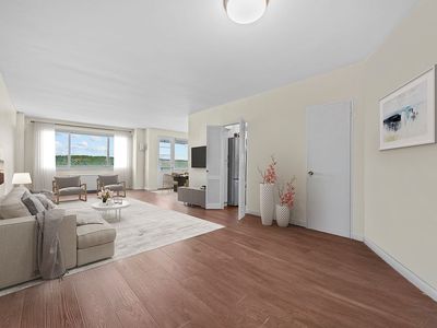 2621 Palisade Ave APT 12C