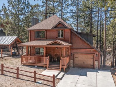 435 Ashwood Dr