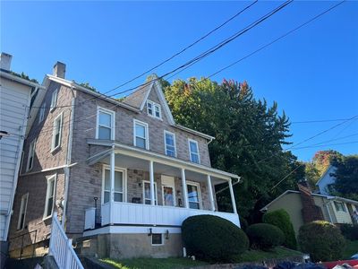 435 W South St