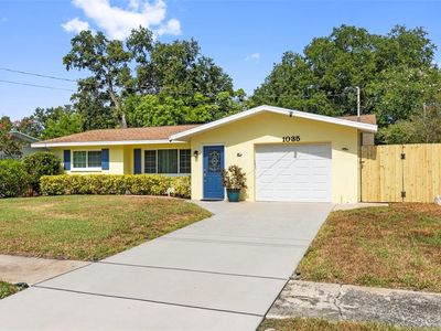 1035 Woodbrook Dr