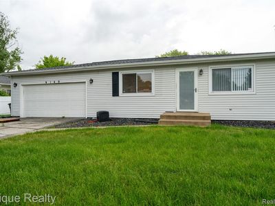4149 Amelia Dr