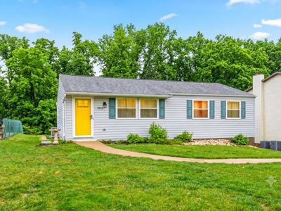 1952 Colleen Dr