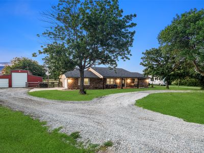 336 Meadows Estate St
