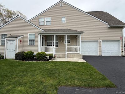 19 Meadow Pond Circle