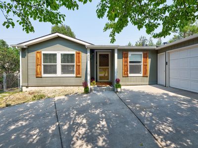 436 Barney St
