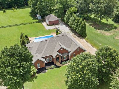 40 Macon Ridge Cv