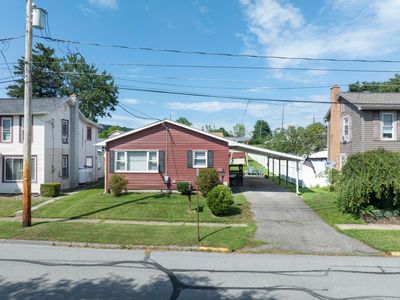 744 Bressler St
