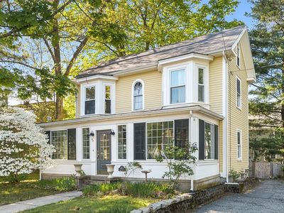 53 Lake St