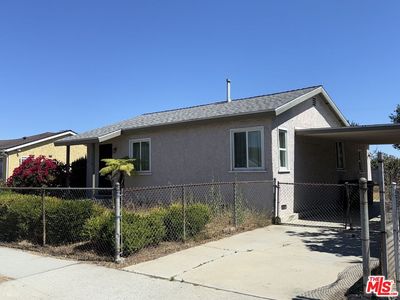 330 E El Segundo Blvd