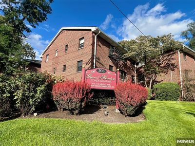 303 Grand Ave APT 3