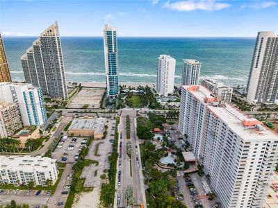 210 174th St APT 1906