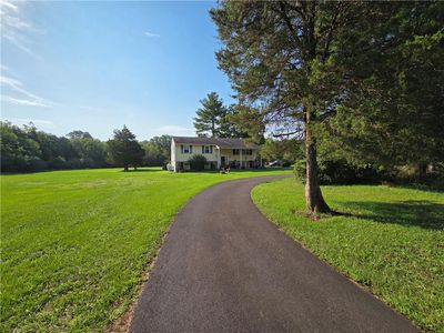 125 E Dark Hollow Rd