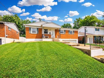 3874 Woodsong Dr