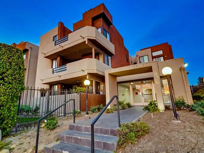 7826 Topanga Canyon Blvd APT 210