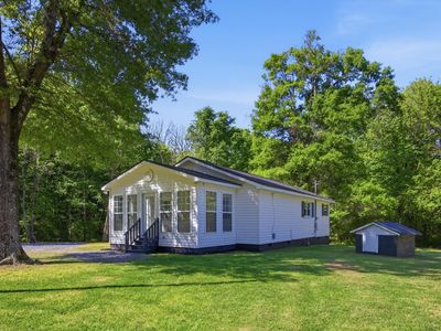 2651 Highway 225 S