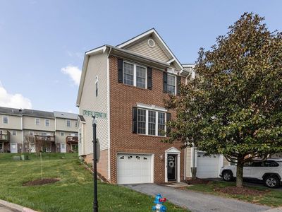 2984 Crystal Spring Ln