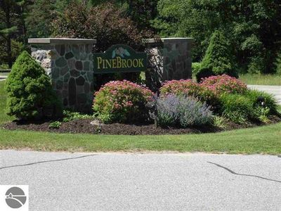 6865 Pinebrook Dr Unit 9