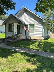 206 N 4th St