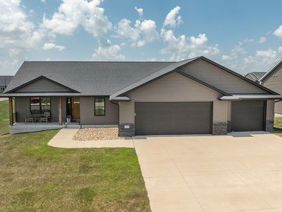 2768 Ridgeview Dr