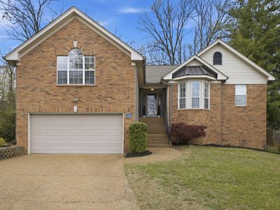 745 Windsor Trce