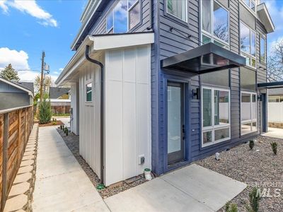 2810 W Bannock St #1