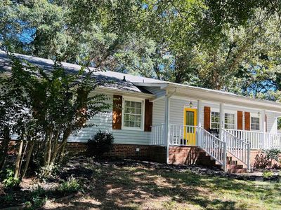 209 Pelham Ln