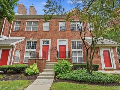 Property at 1522 Maryland Club Dr, Royal Oak, MI
