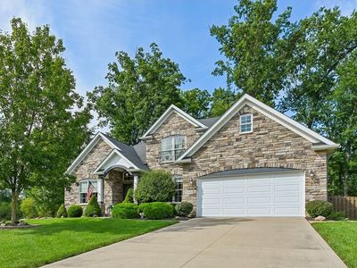 21380 Castlewood Dr