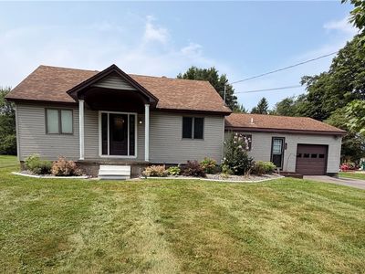 682 W River Rd