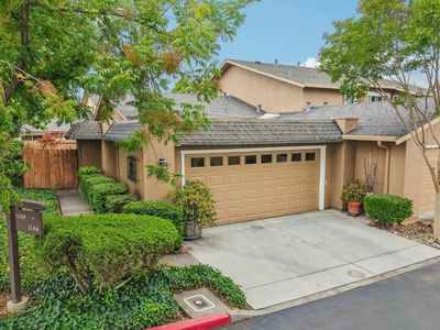 1140 Grove Circle
