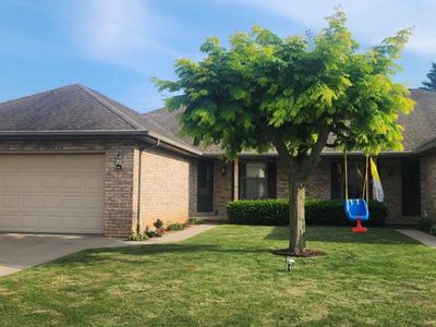 2921 West CREEK VALLEY LANE