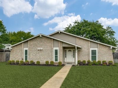2117 Oak Brook Dr