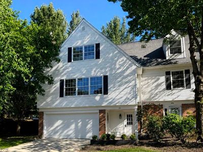210 Commons Ct