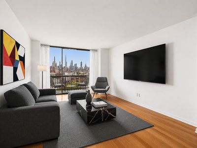 130 W 79th St APT 7A