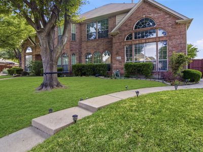 6737 Canterbury Dr