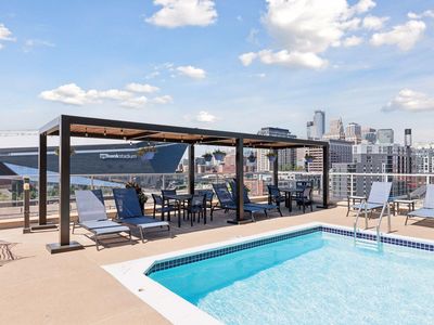 215 10th Ave S Unit 533